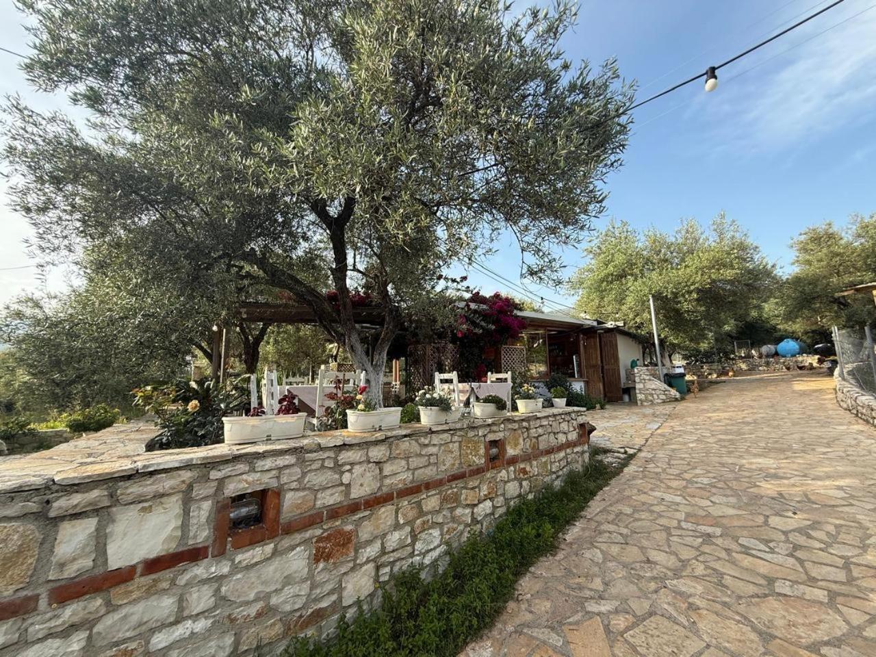 Hotel Stolis Himare Exterior foto