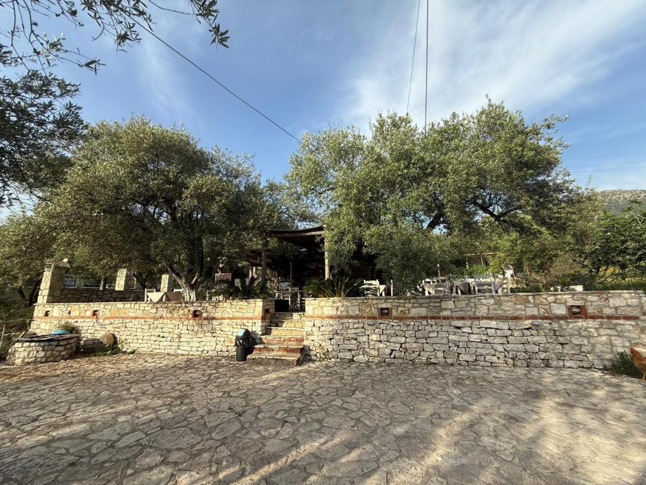 Hotel Stolis Himare Exterior foto