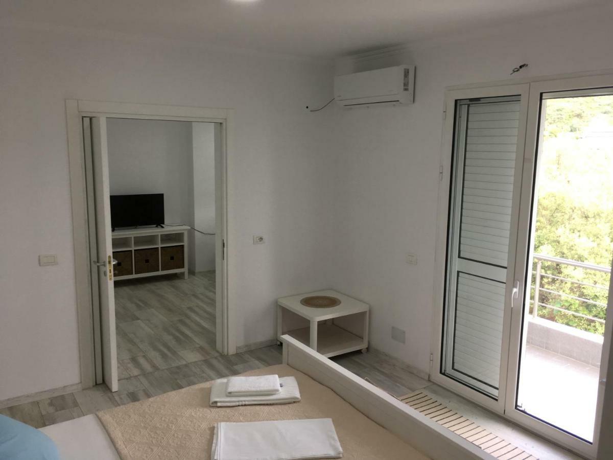 Hotel Stolis Himare Exterior foto